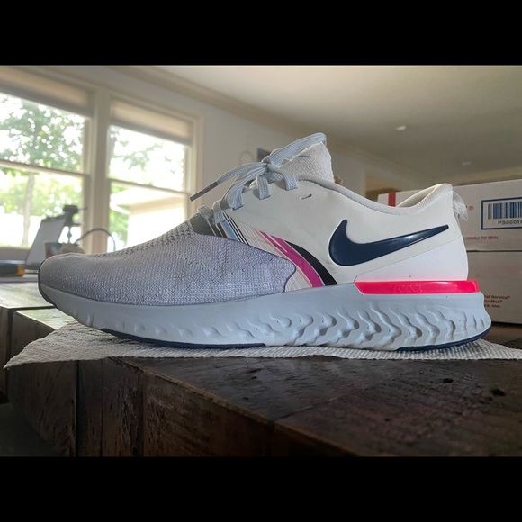 Nike FLYKNIT- odyssey react flyknit 2 - Picture 2 of 4